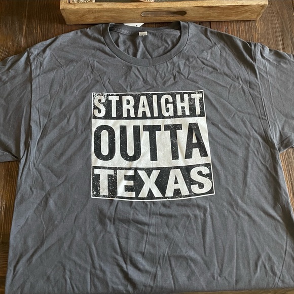 Tops - STRAIGHT OUTTA TEXAS T-SHIRT